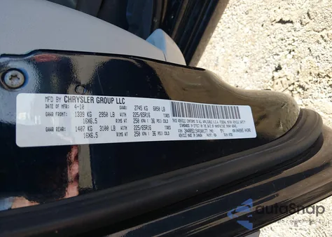 2010 Chrysler Town & Country Touring z USA, uszkodzony, nr VIN 2A4RR5D15AR300177